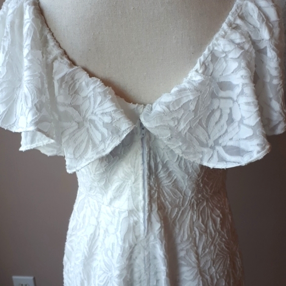 C/Meo off white dress - Picture 5 of 6